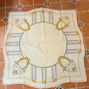 Beautiful Vintage hand embroidered linen tablecloth